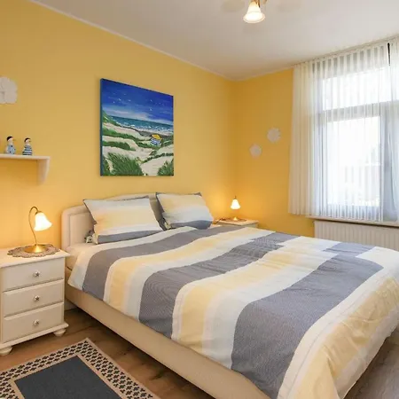 Ferienhaus Heidi Ferienwohnung Sandburg *